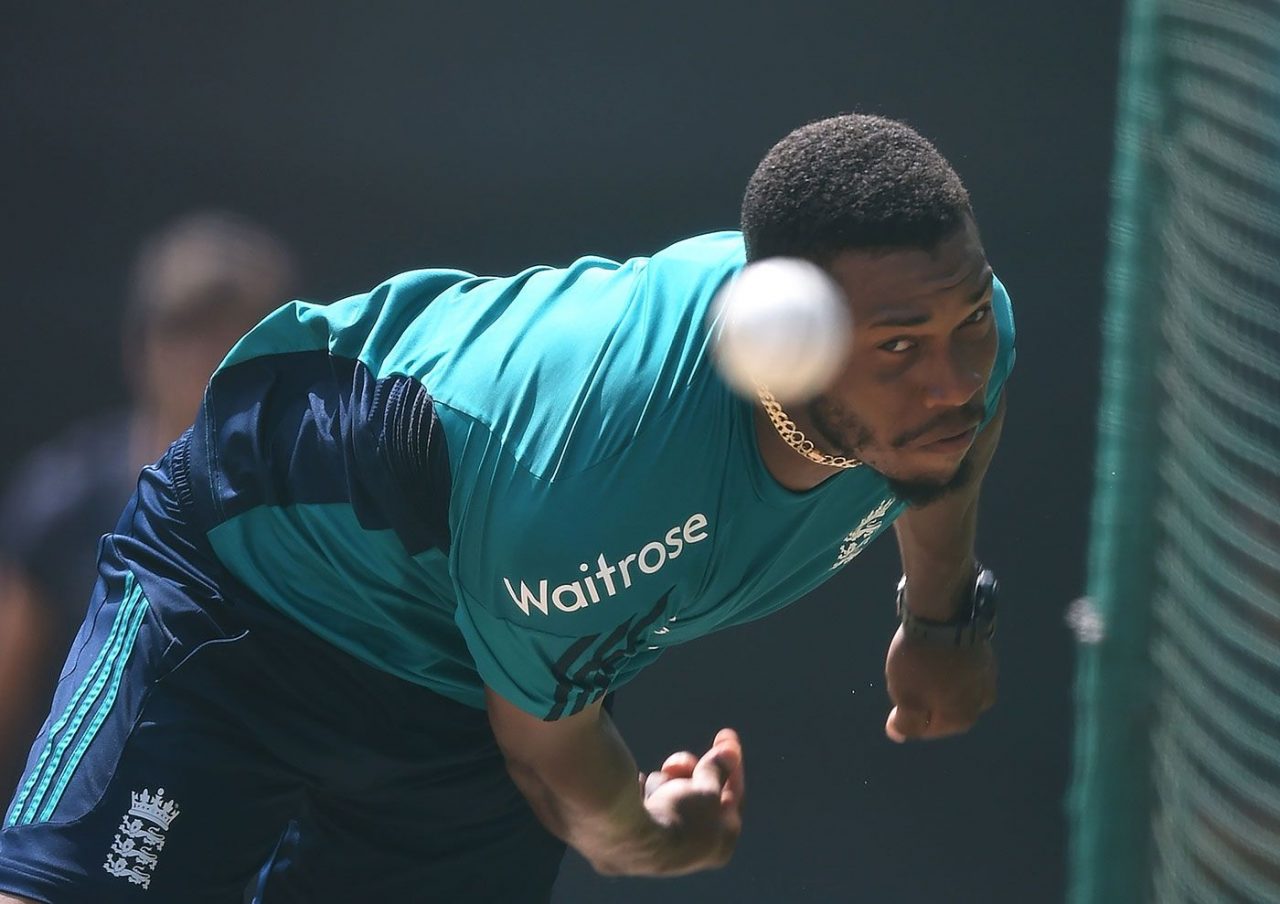 Chris Jordan Bowls In The Nets