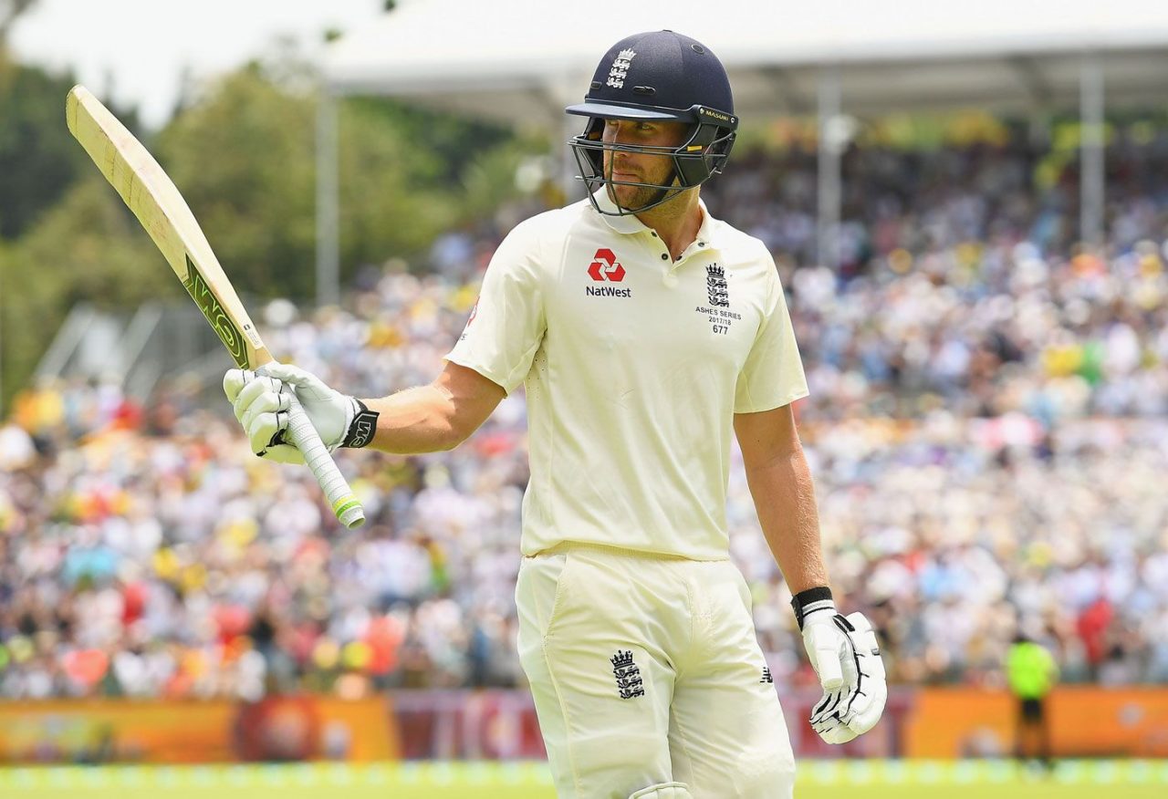 Dawid Malan Celebrates His Century