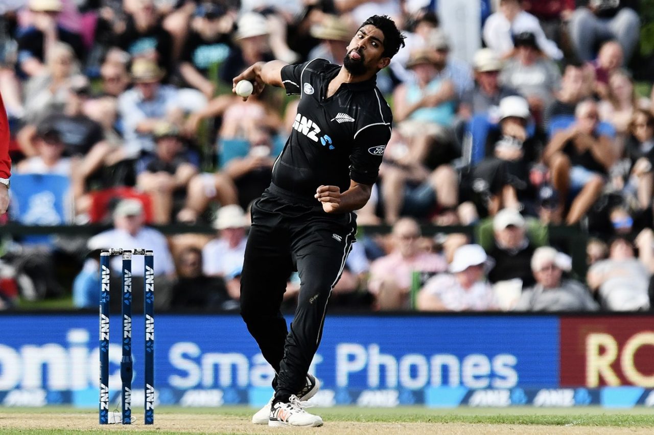 Ish Sodhi Bowls In ODI Feb 22, 2017