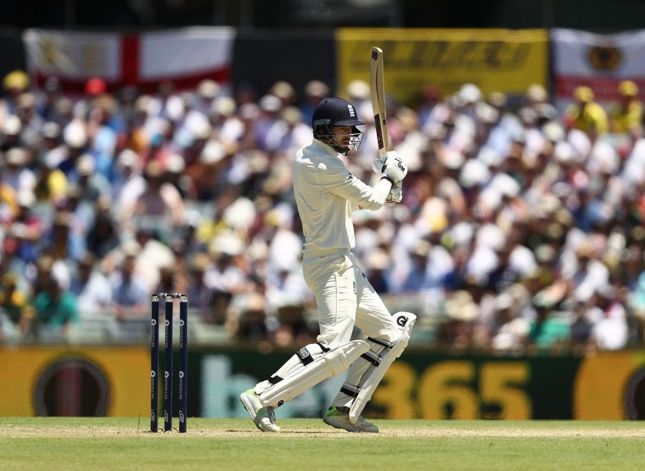 James Vince Plays Square Cut