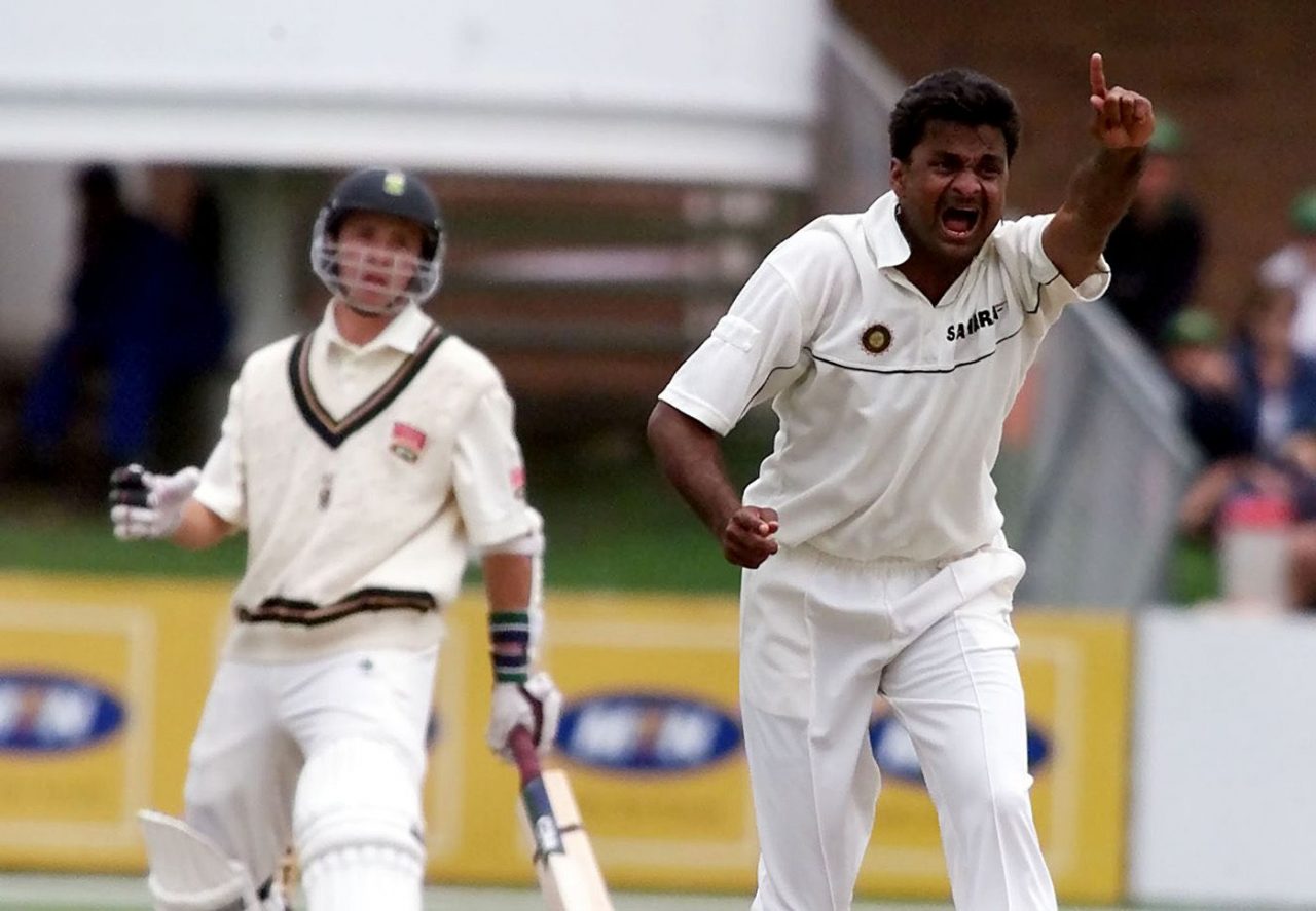 Javagal Srinath Appeals For The Wicket