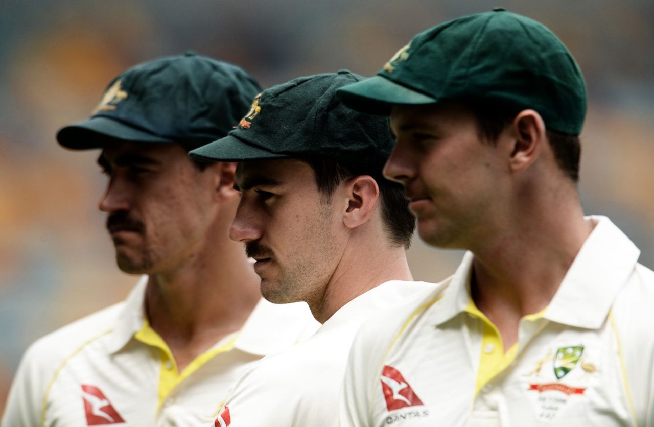 Mitchell Starc, Pat Cummins And Josh Hazlewood Pose For Photos