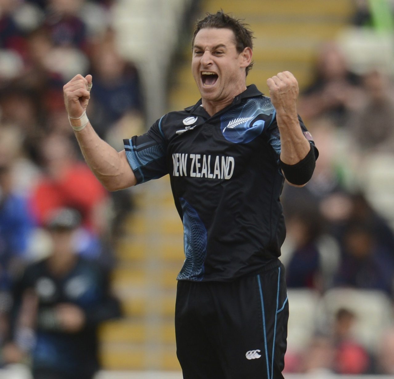 Nathan McCullum Celebrates After Dismissing The Wicket