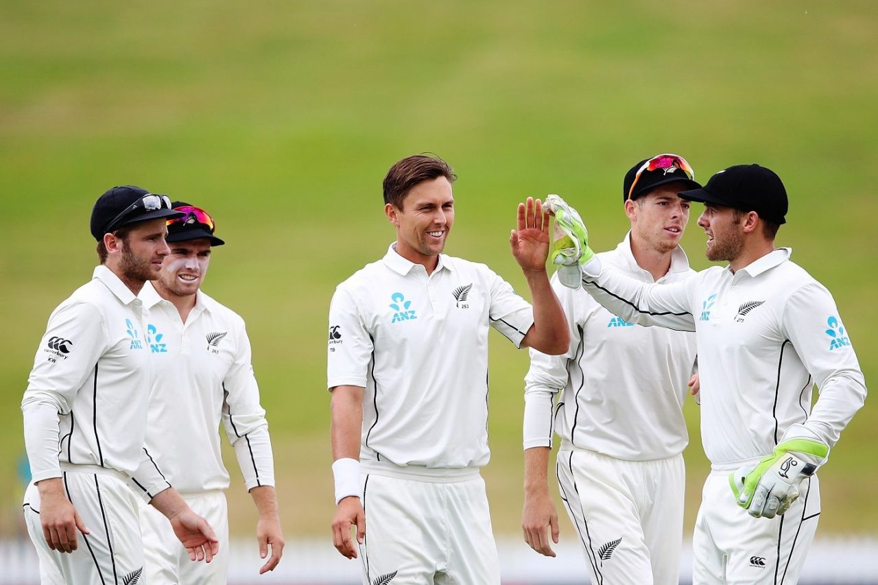 Trent Boult And His Teammates Celebrates The Wicket