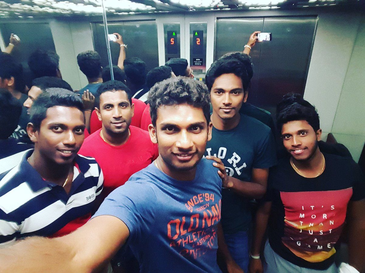 Dasun Shanaka Takes Selfie With His Fans