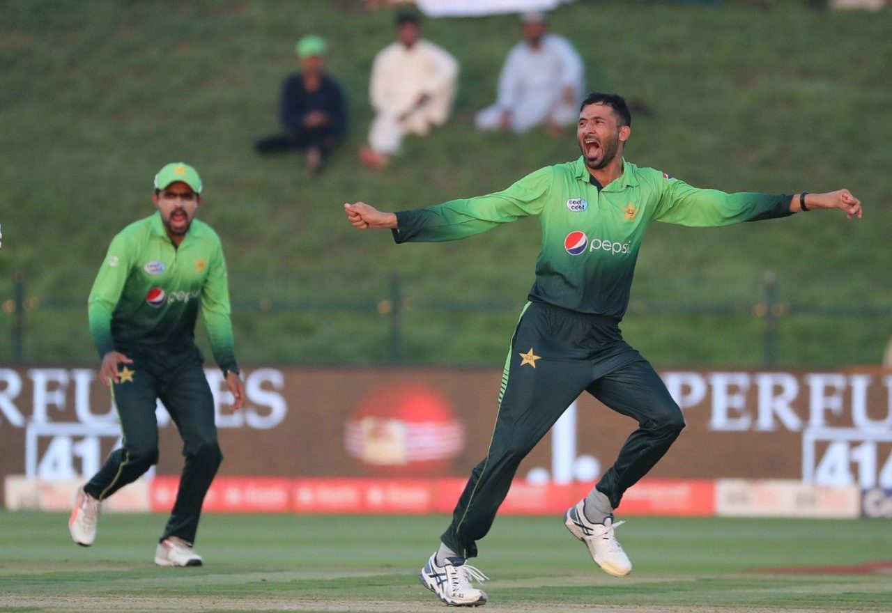 Junaid Khan Wickets Celebration Pics