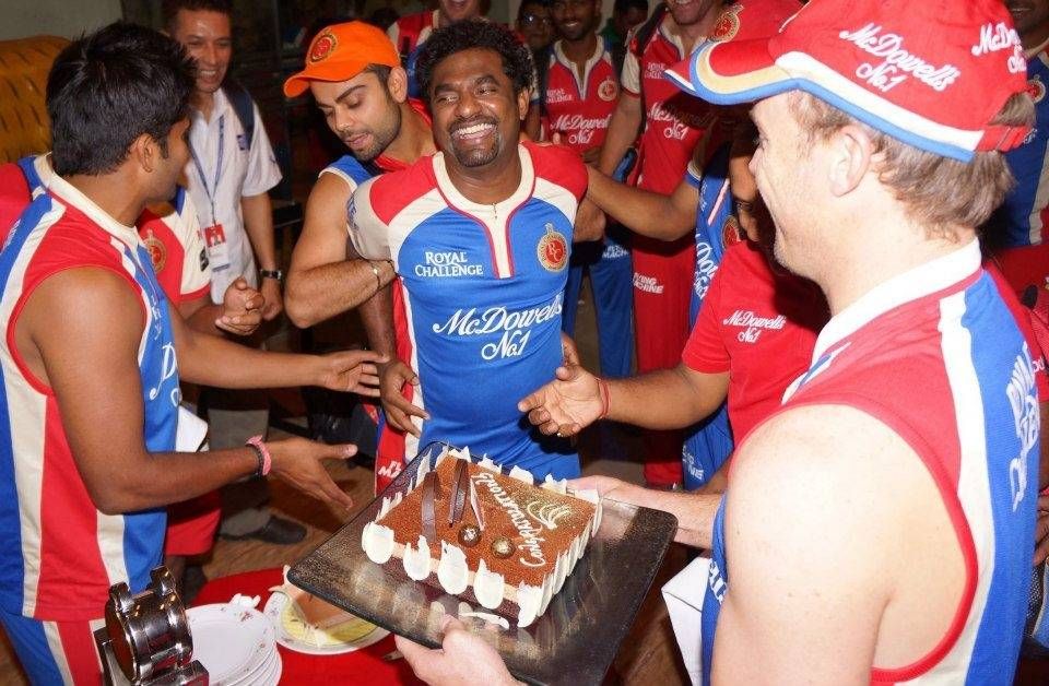 Muttiah Muralitharan Celebrated His Birthday With His IPL Teammates